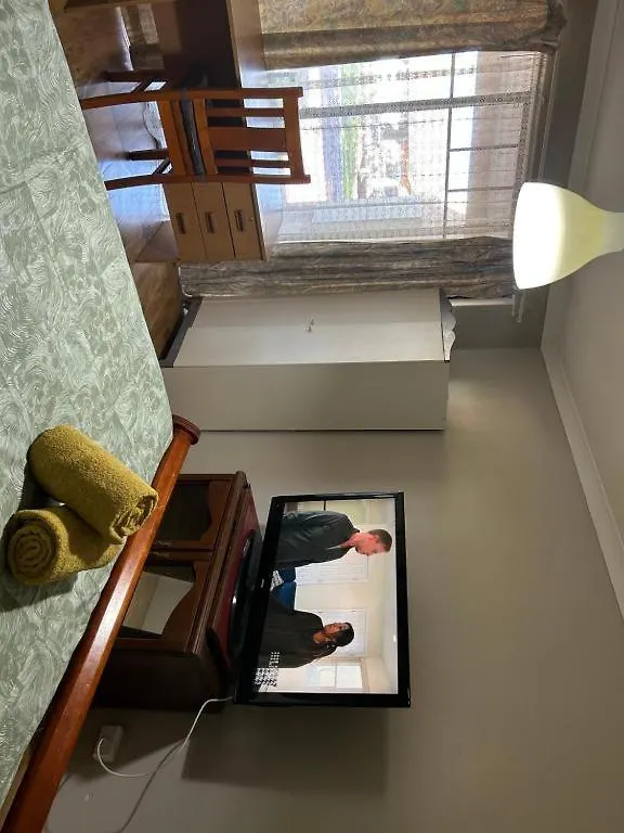 Homestay Lovely Double Room Share Bathroom And Kitchen Perth Australia